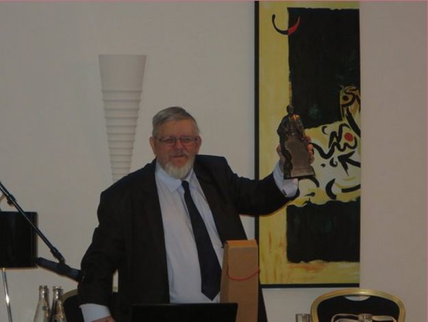 Wręczenie honorowego członkowstwa Towarzystwa Wagnerowskiego w Lyonie prof. dr. hab. Michałowi Mrozowickiemu